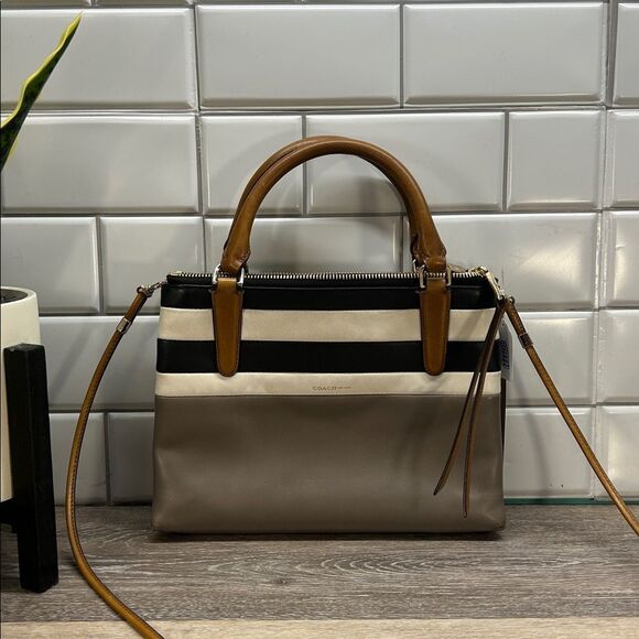 *2198 Coach Borough mini striped satchel bag - Picture 1 of 14
